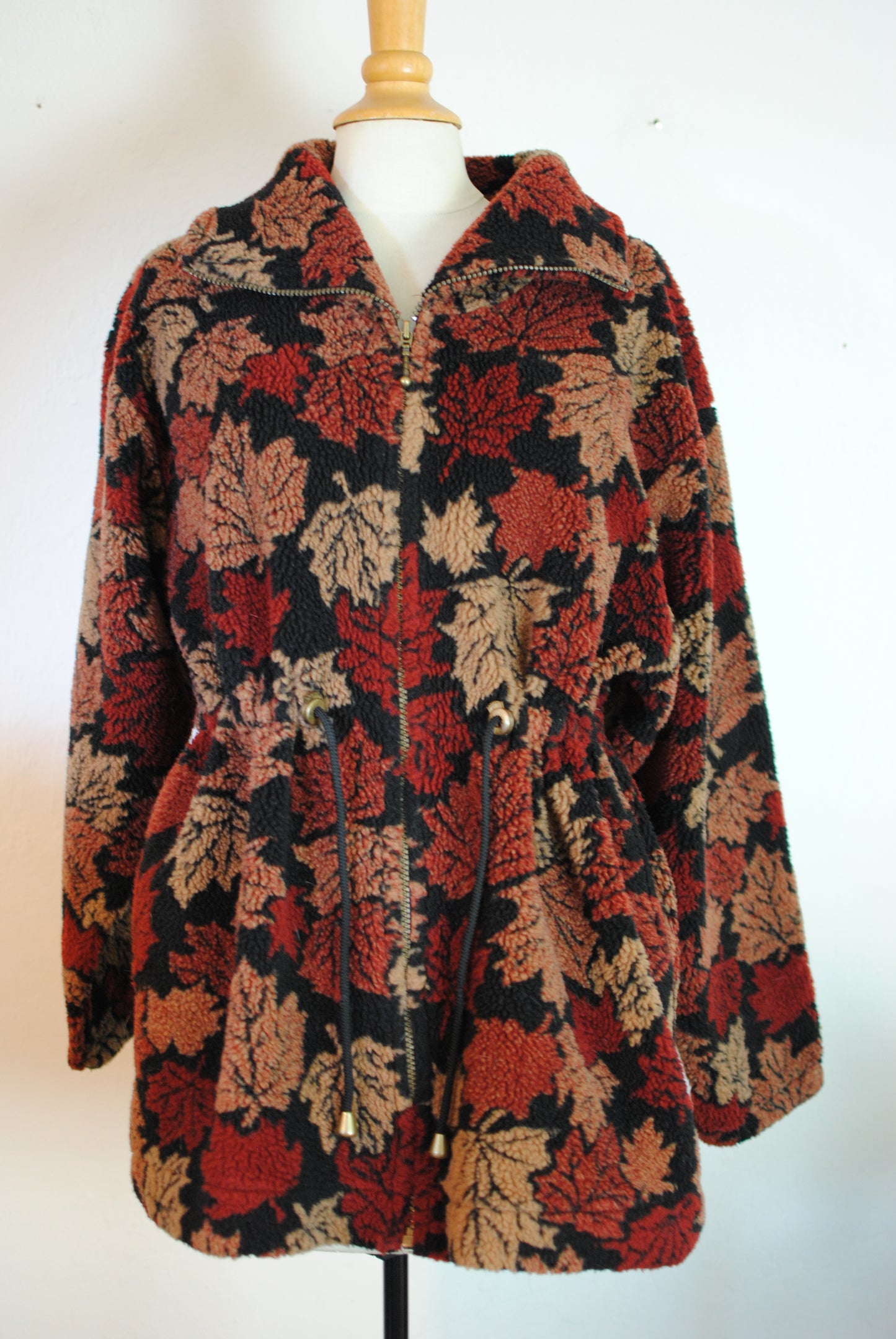 Fluffy textured fleece fall over coat sweatshirt zip up all over leaf print Canada