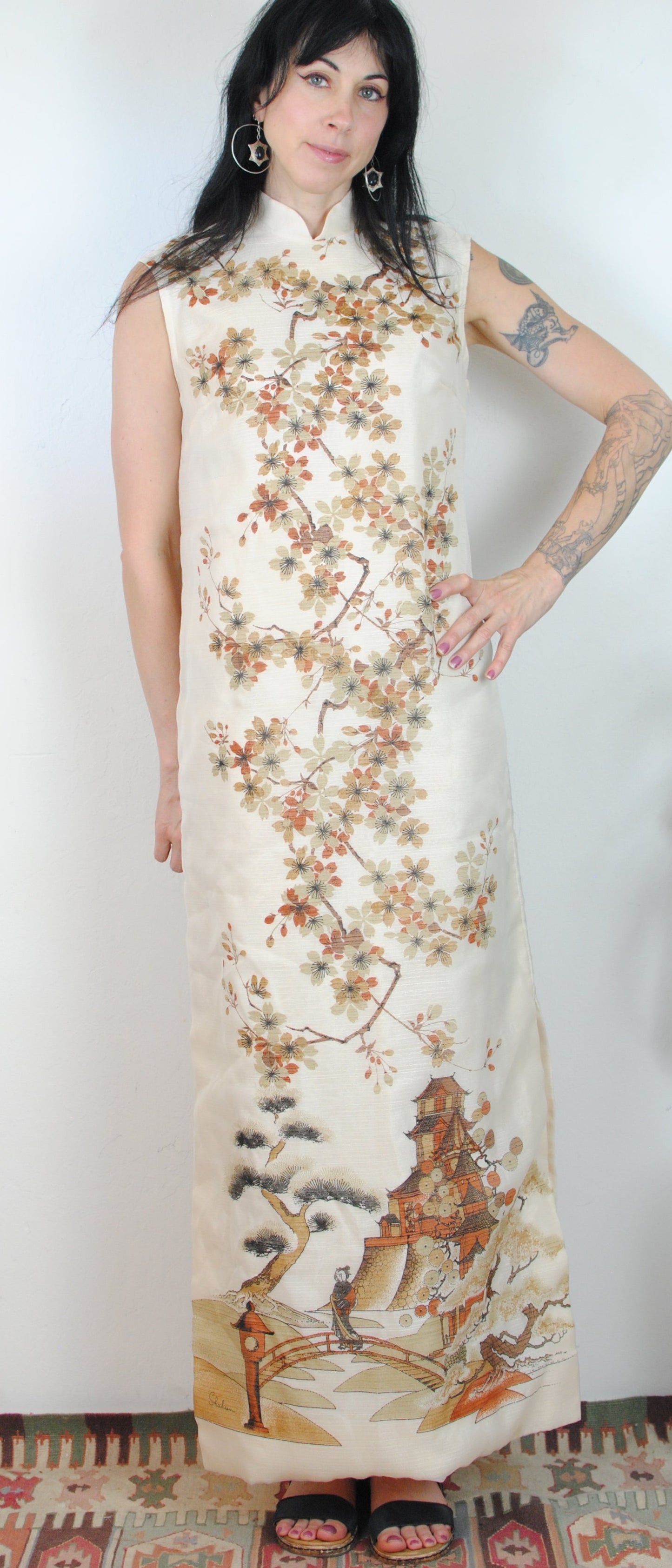 Signature Alfred Shaheen maxi dress 70s Asian art screen print off white orange brown sleeveless