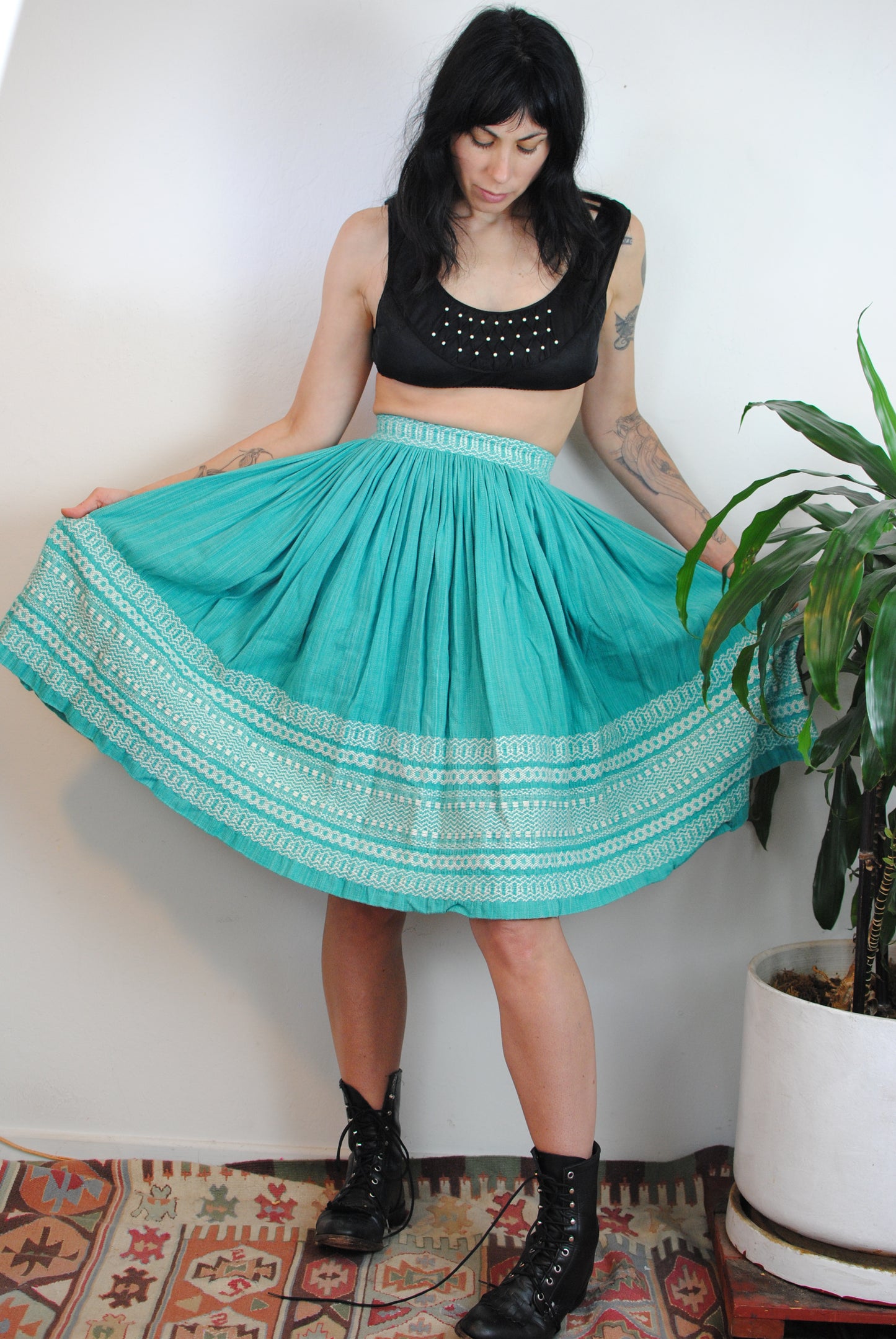 Vintage 50s heavy hand woven full skirt aqua turquoise with white embroidery Cas-Cer textiles