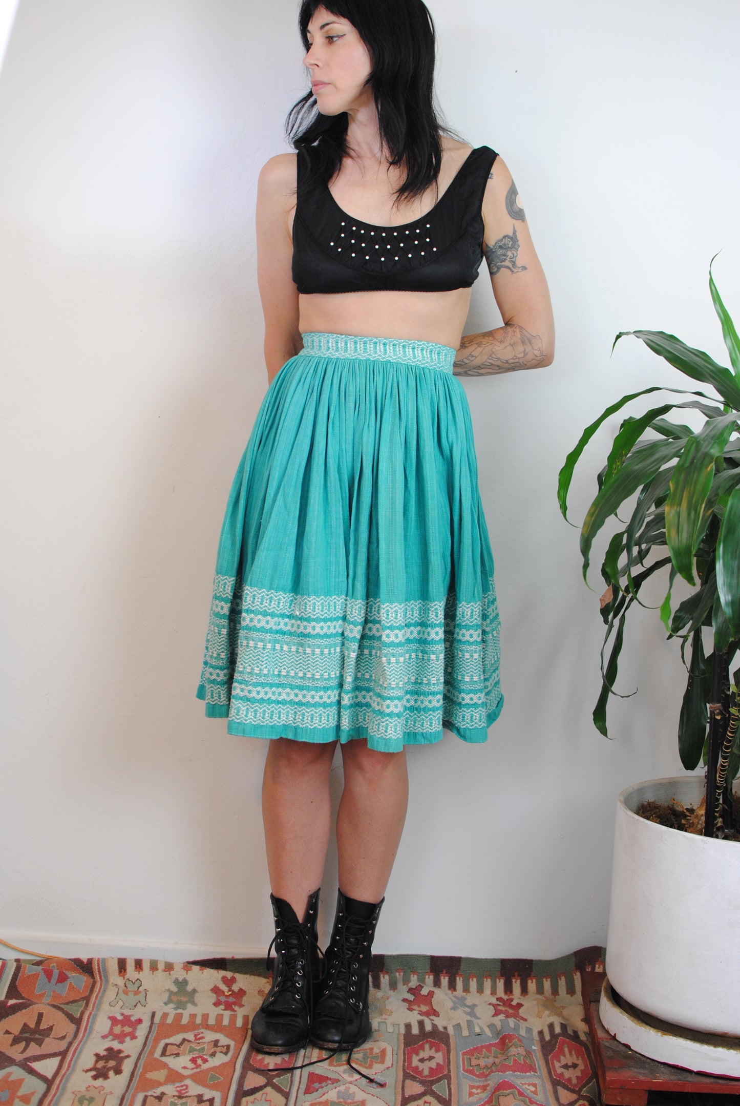 Vintage 50s heavy hand woven full skirt aqua turquoise with white embroidery Cas-Cer textiles