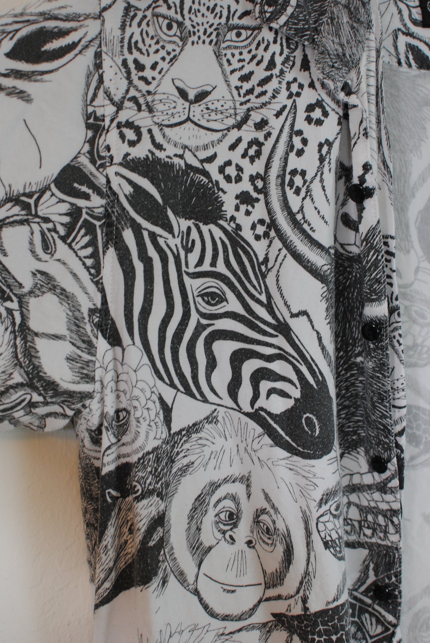 Cactus Club black white all over print animal shirt blouse zoo animals safari shirt screen print