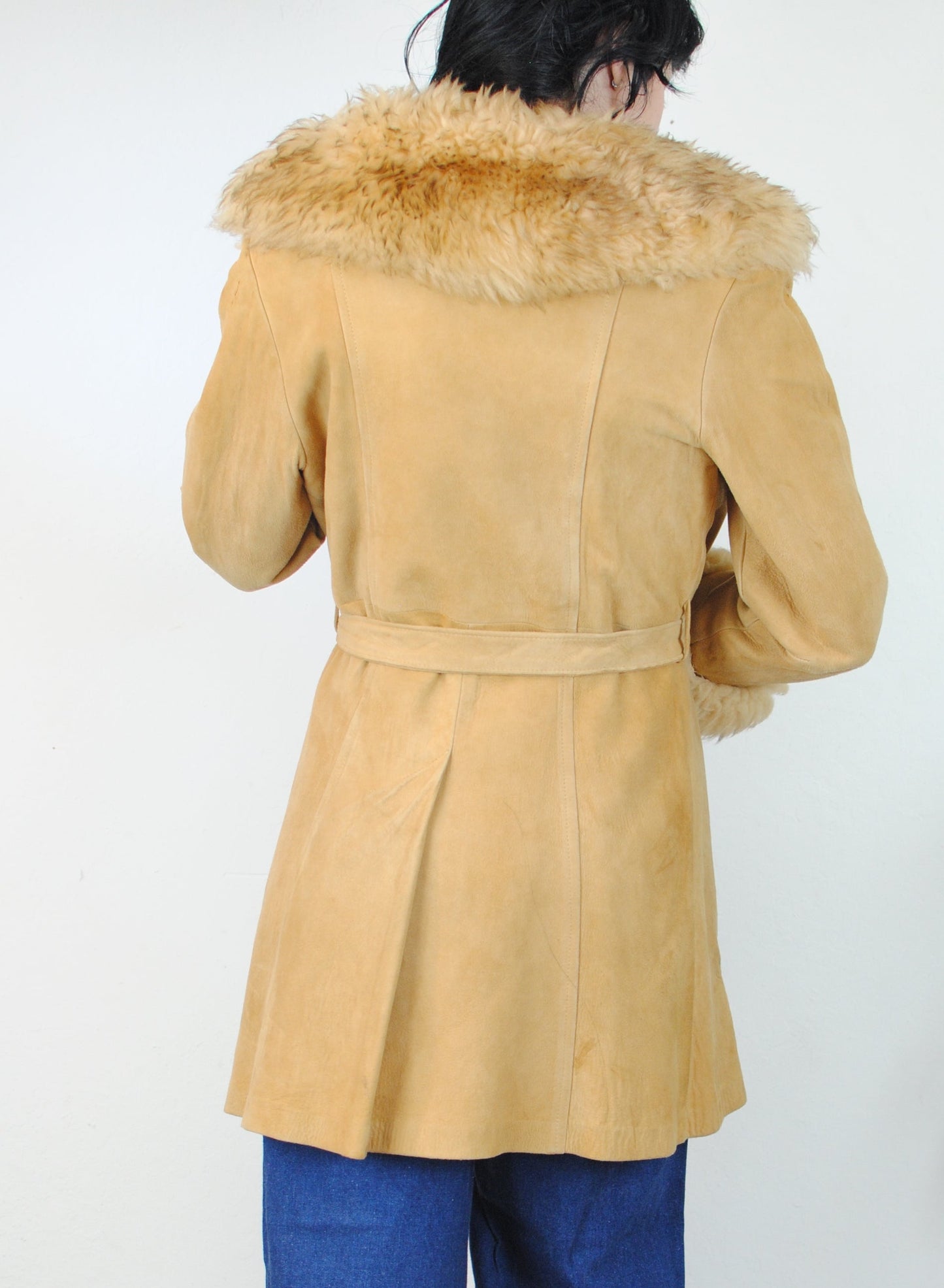 Shearling 70s leather fur coat tan fur neckline and cuffs