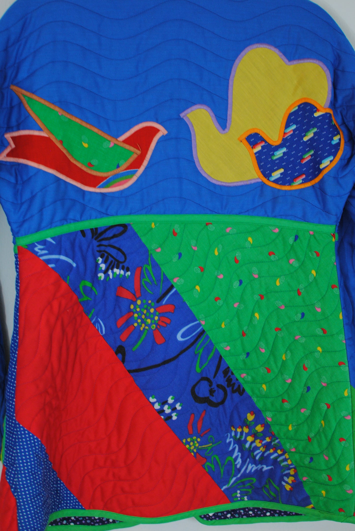 Jeanne Marc quilted coat bird design red blue green flower